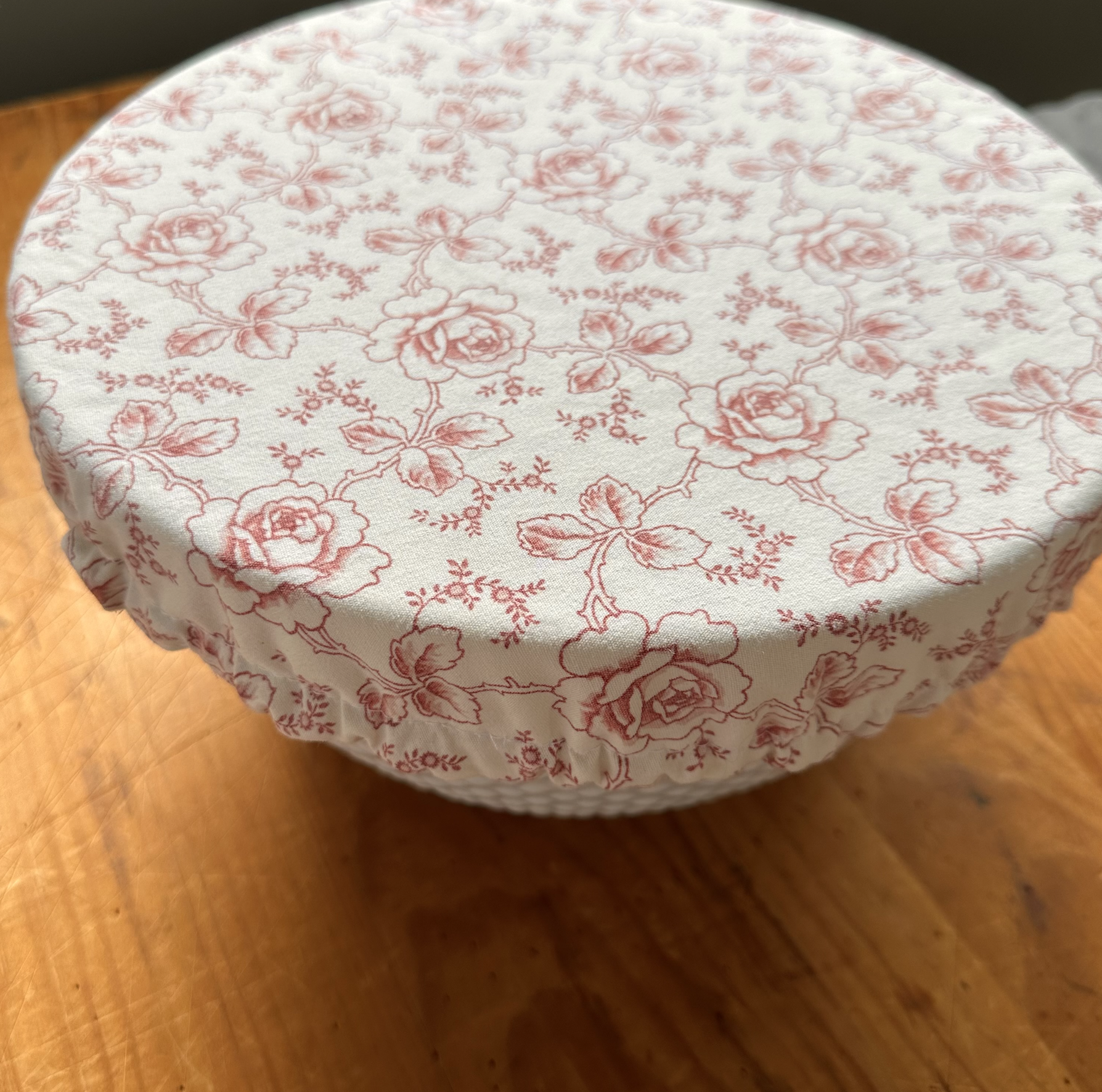 compra cubiertas para tazones hechas a mano en linea con telas vintage recicladas y reutilizadas por wild bluebell homestead 8